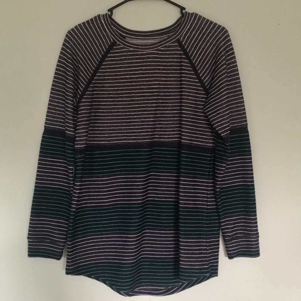 Fitted long sleeve tunic